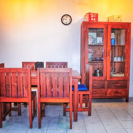 Kj Purple House Senggigi Apartment ภายนอก รูปภาพ