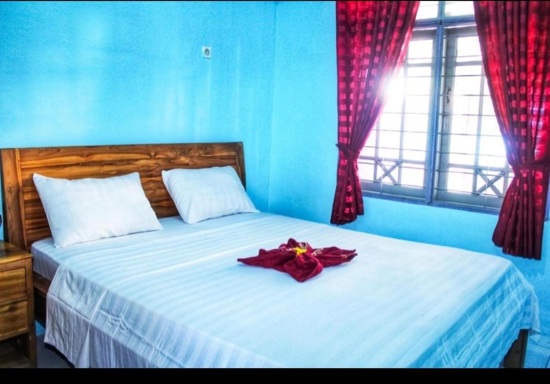 Kj Purple House Senggigi Apartment ภายนอก รูปภาพ