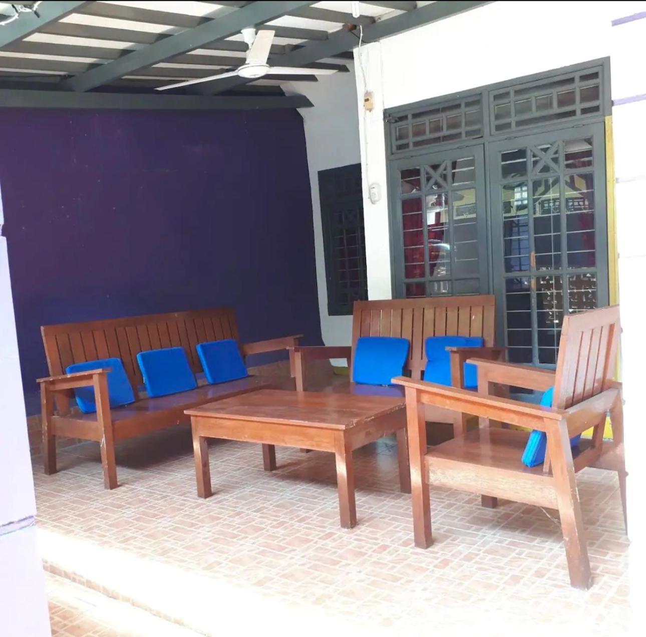 Kj Purple House Senggigi Apartment ภายนอก รูปภาพ